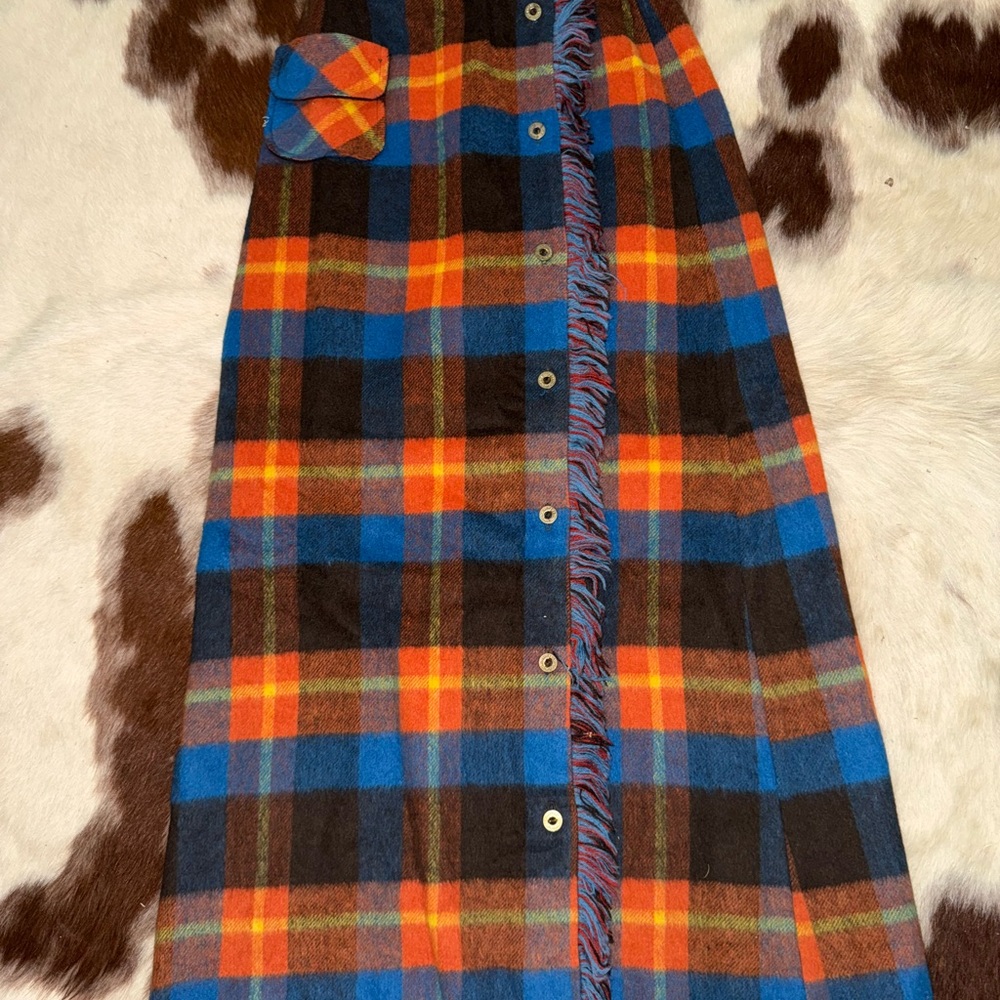 Vintage Wool Plaid Midi Skirt – Button Front with Fringe Trim – Size xs/s